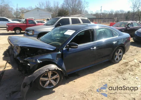 2013 Volkswagen Passat 2.5L Se from USA, damaged, VIN 1VWBP7A32DC126643